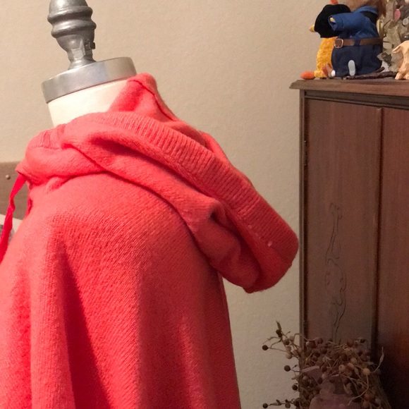 Lou & Grey Hoodie - Picture 3 of 5